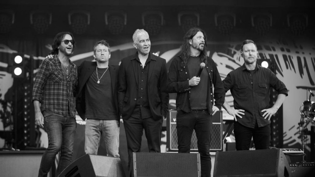 Foo Fighters Lanza Under You Su Nuevo Nuevo Y Poderoso Single