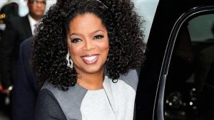 La conductora Oprah Winfrey confesó que de niña sufrió reiterados abusos sexuales y a los 14 pensó en suicidarse tras quedar embarazada