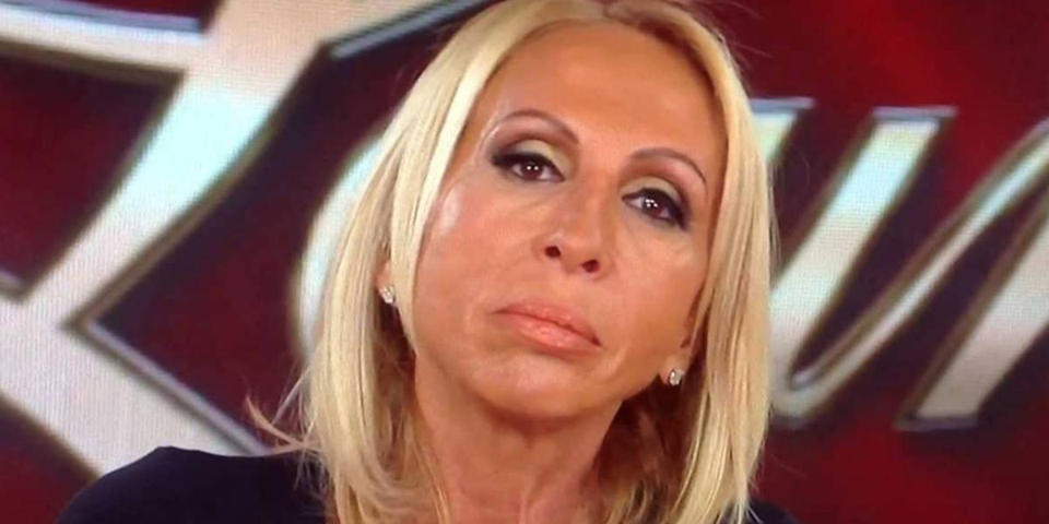 La hija de Laura Bozzo posa encima de un elefante ...