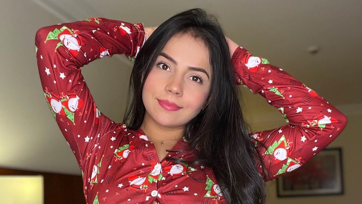 El regalo perfecto! Aida Cortes deseó feliz Navidad con candente foto sin  ropa