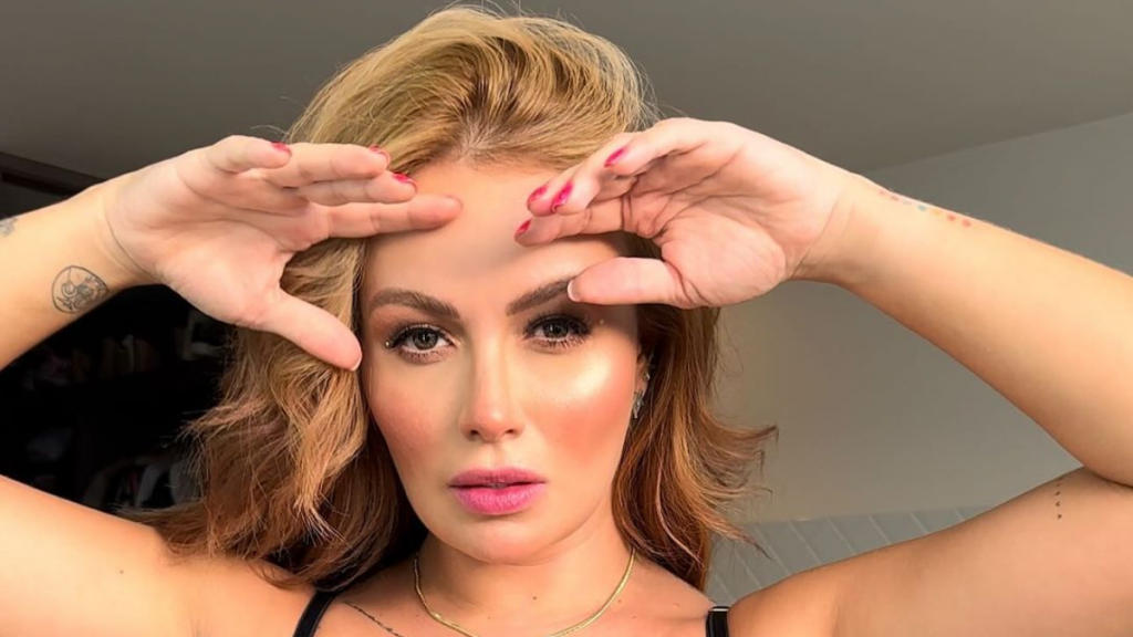 Sara Uribe Presumió Su Cuerpazo En Redes Sociales