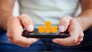 Ganar dinero jugando en el celular - Getty Images