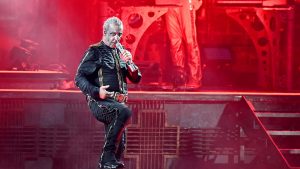 Till Lindemann lanza cover de Los Héroes del Silencio y es todo lo que necesita escuchar