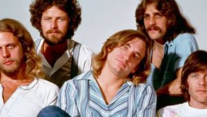 ¿Mensaje satánico? Este es el verdadero significado detrás de ‘Hotel California’ de Eagles