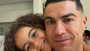 200924 - Ronaldo e hija - redes